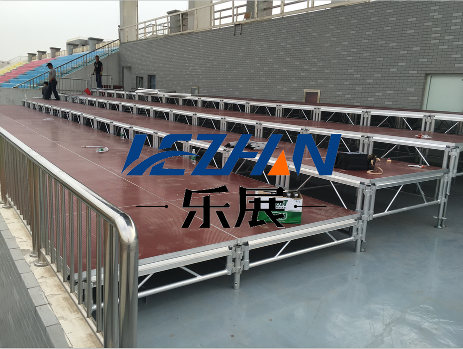 河南郑州市电力高专铝合金看台
